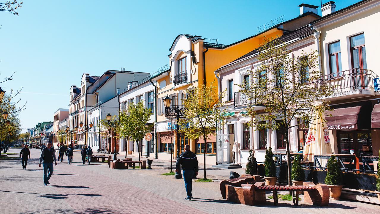 Vladimirskie Apartamenty In Center Of เบรสต์ ภายนอก รูปภาพ